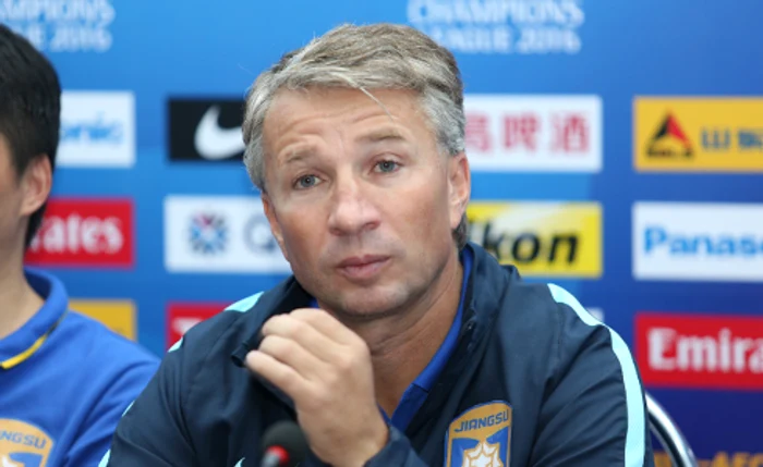 
    Dan Petrescu  