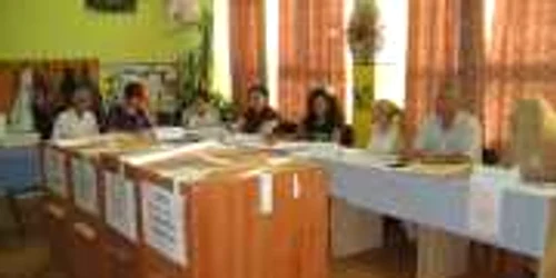 Arhivă foto: Listele electorale au fost verificate  