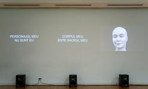 p 17 Actrite  Adica scuze ca te ating Foto  Emil Mandanac jpg