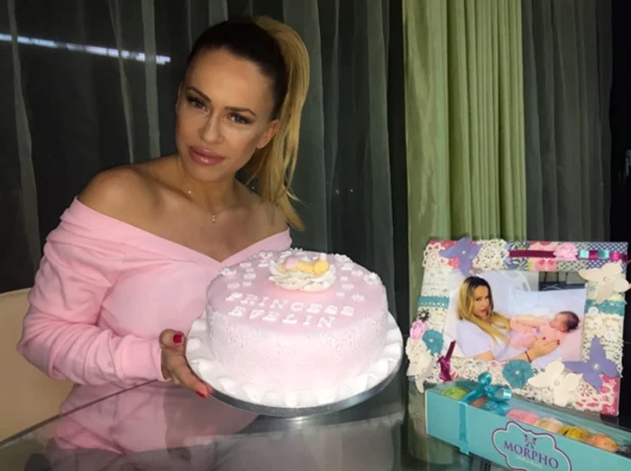 Anda le-a arătat fanilor ce cadouri primește micuța Evelin