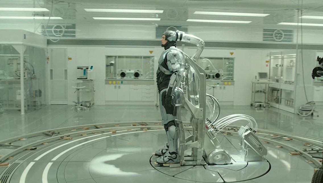 Ideea utilizării unui polițist robot a statla baza seriei de filme Robocop