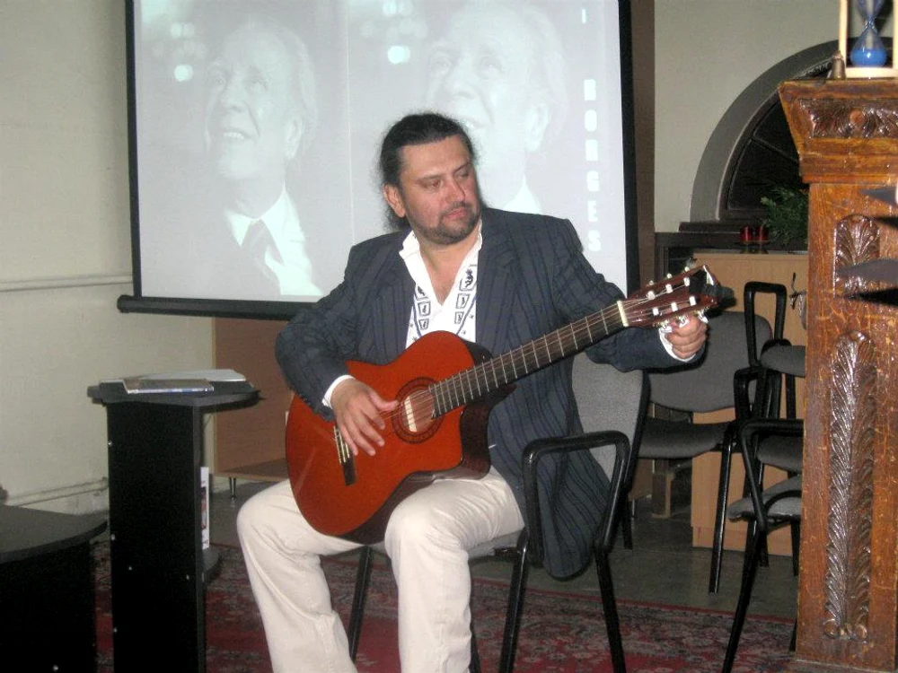 
    Wladimir Pesantez  
