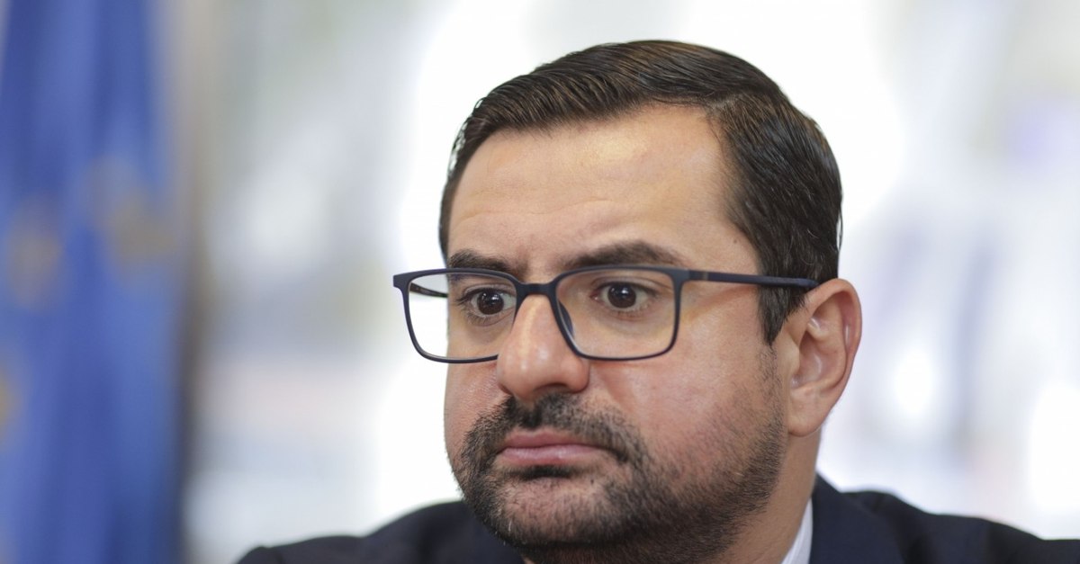 Adrian Chesnoiu, fost ministru al Agriculturii, condamnat la 4 ani de închisoare pentru fraude la concursurile din ministerul pe care îl reprezenta