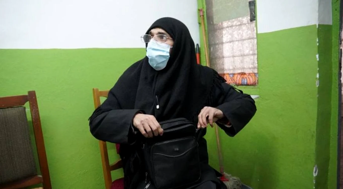 Bărbatul deghizat în măicuță FOTO Poliția Locală Bacău