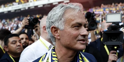 mourinho x (1) jpg