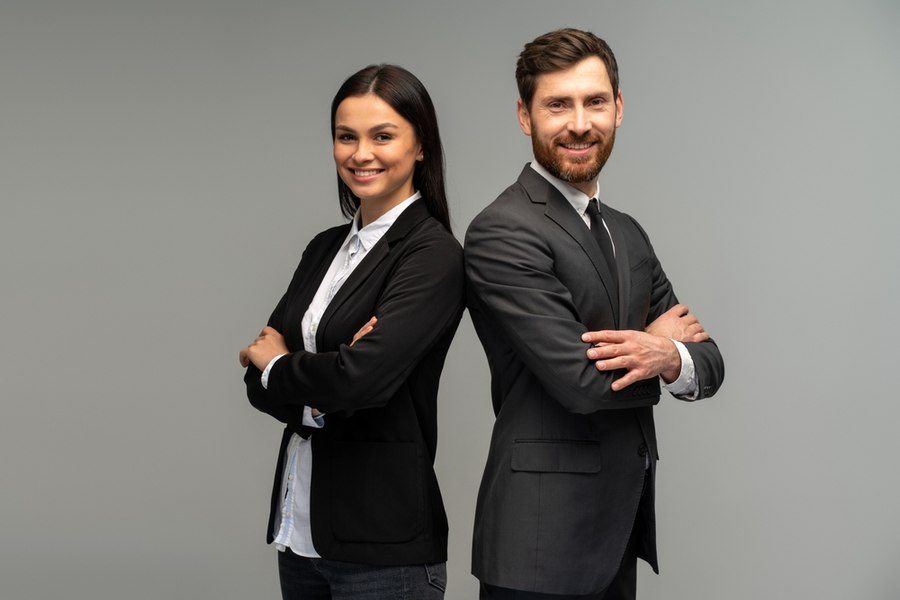 5000 lei net: salariul minim pe care îl cer tinerii din IT&C în 2023 pentru joburile entry-level