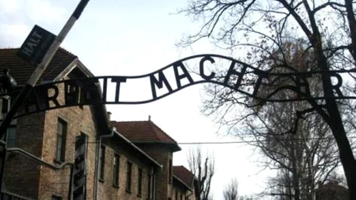 Intrarea în Auschwitz FOTO arhiva