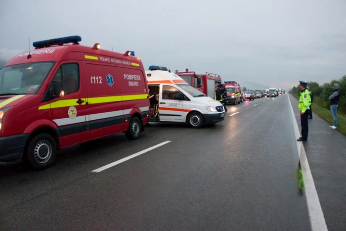 În accident au fost implicate două autoturisme