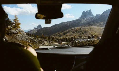 Sfaturi pentru a avea mașina pregătită înainte de a pleca într o călătorie la drum lung jpeg