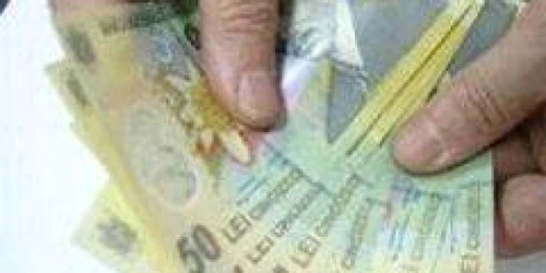 Poliţistul a anunţat procurorii despre mita promisă