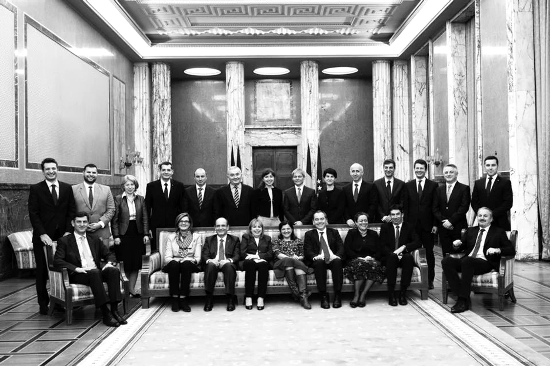 Guvernul României, într-o ipostază relaxată