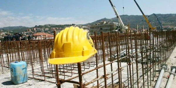 Şantierele italiene continuă să facă victime printre români