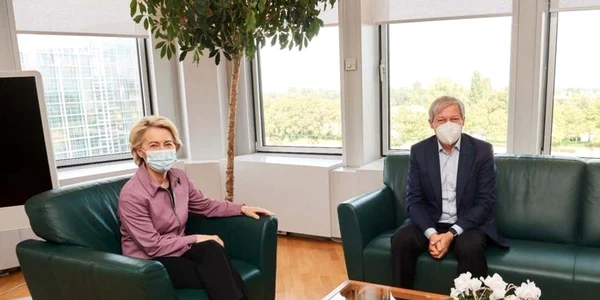 Cioloş a discutat cu Ursula von der Leyen FOTO Facebook Dacian Cioloş