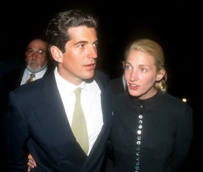 JFK Jr. și Carolyn erau căsătoriți de 3 ani când s-a petrecut tragedia aviatică. FOTO: Profimedia