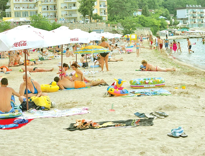 
    Foarte mulţi români sunt aşteptaţi în Bulgaria  