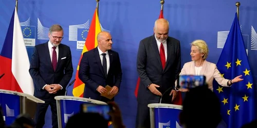 UE începe negocieri de aderare cu Albania şi Macedonia de Nord