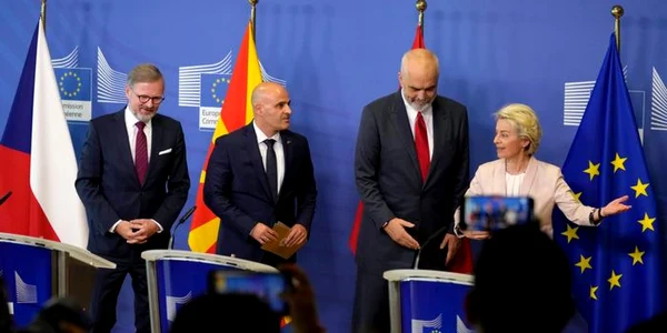 UE începe negocieri de aderare cu Albania şi Macedonia de Nord