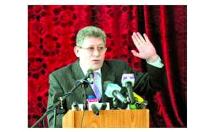 Preşedintele interimar, Mihai Ghimpu, caută soluţii pentru a scoate Republica Moldova din blocajul politi