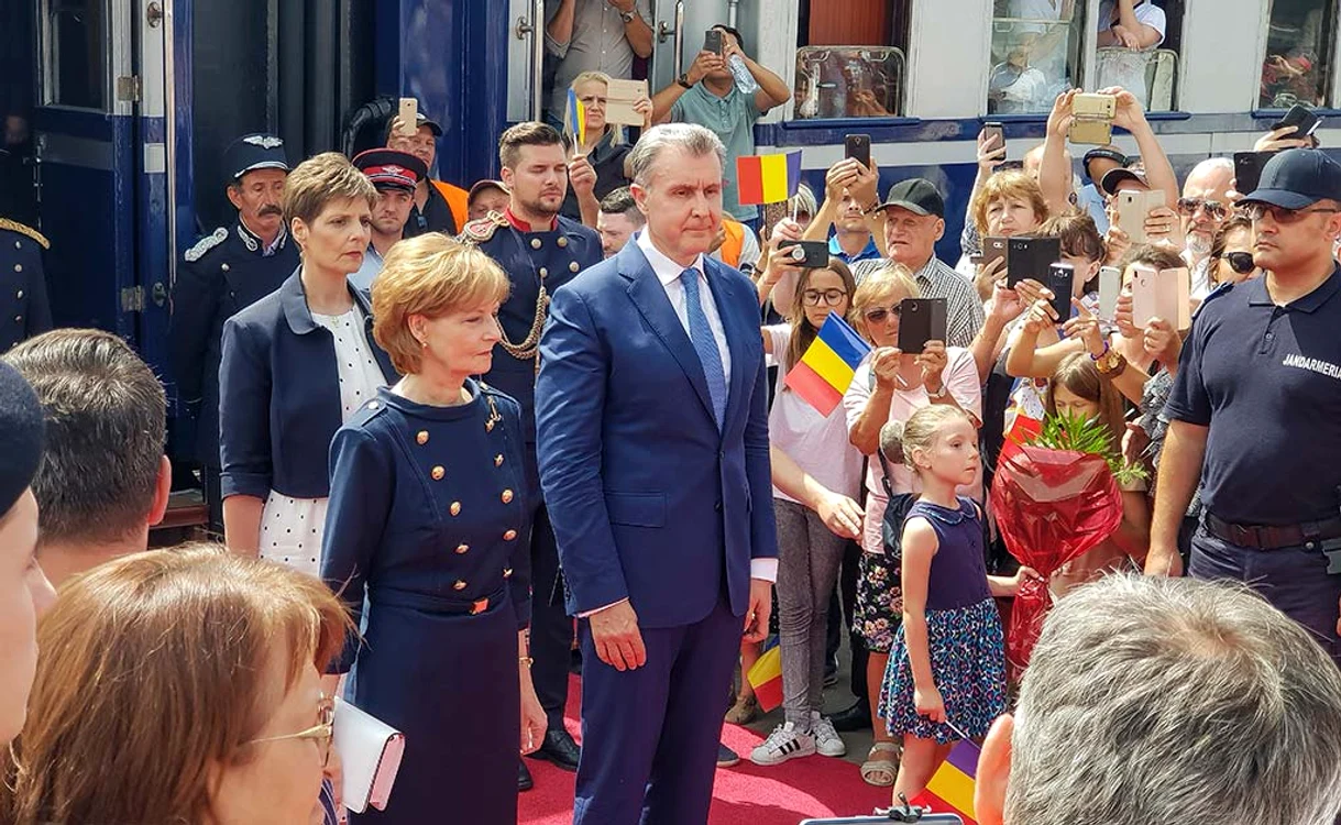 Majestatea sa Margareta şi principele Radu, în 2018, pe peronul Gării Constanţa. Foto: Inquam Photos