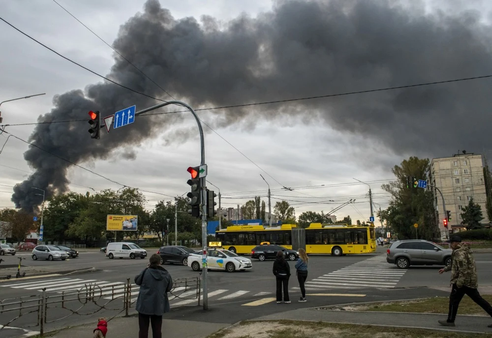Rusia a lovit din nou ambasada Poloniei la Kiev în atacul aerian de 12 ore asupra Ucrainei