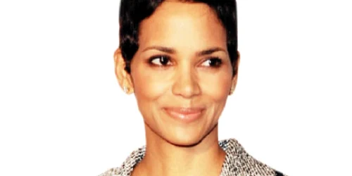 Halle Berry 