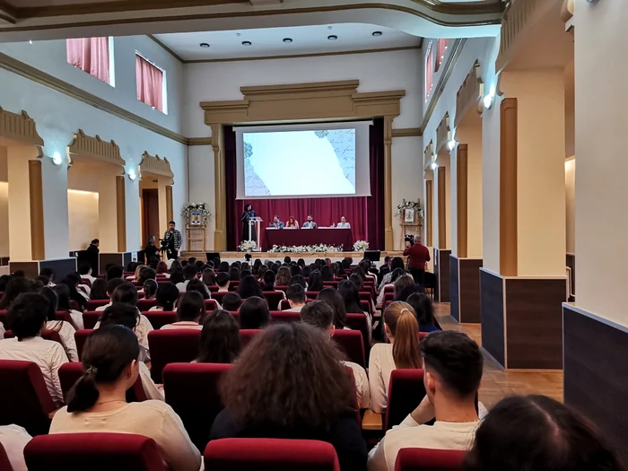 Întâlnirea a avut loc în sala de festivități a CNRG FOTO: A.M.