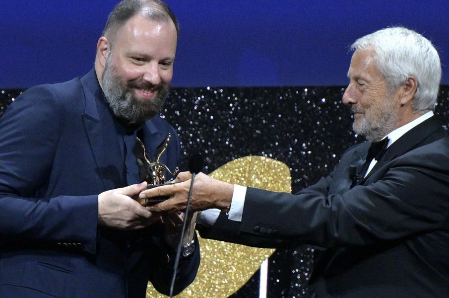 „Poor Things”,  de Yorgos Lanthimos, recompensat cu Leul de Aur pentru cel mai bun film la Festivalul de la Veneția