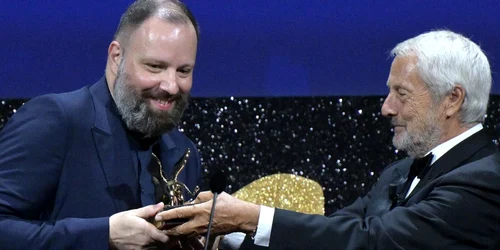 Yorgos Lanthimos primste leul de aur la festivalul de film de la Venetia Foto EPA EFE jpg