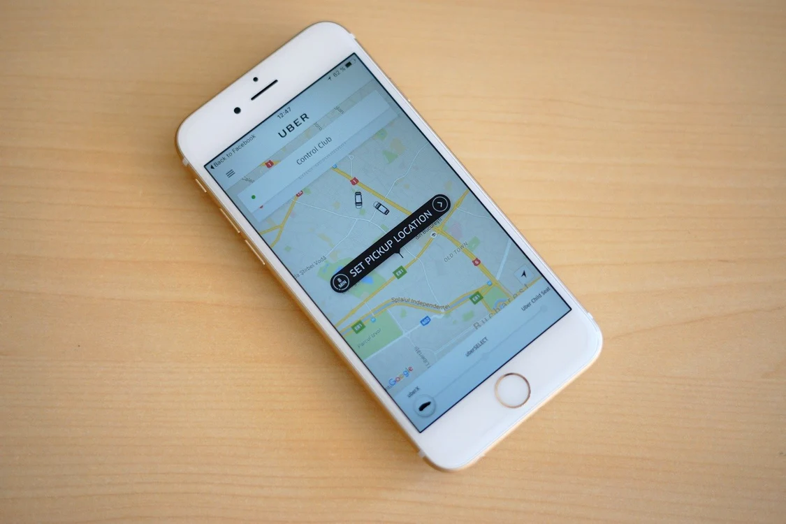Uber are probleme cu asociaţiile de taxi din Italia. FOTO Adevărul