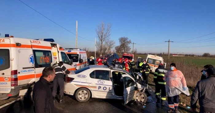 accident cu poliţie olt