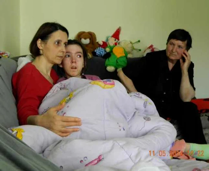 cristina cu mama sa
