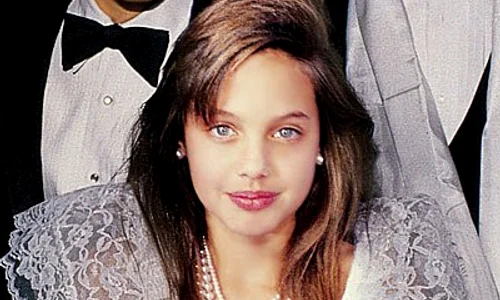 ANGELINA JOLIE AS A CHILD jpeg