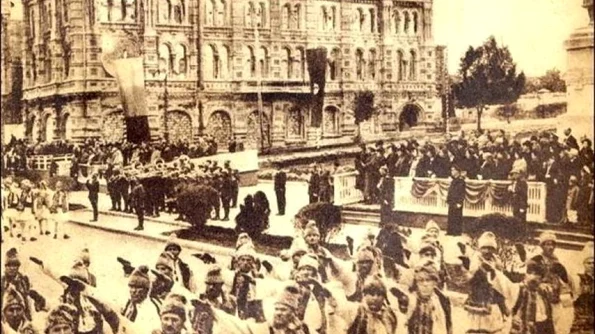 La Chişinău a fost inaugurată Expoziţia de fotografii „Fascismul în Europa: istorie şi contemporaneitate” jpeg