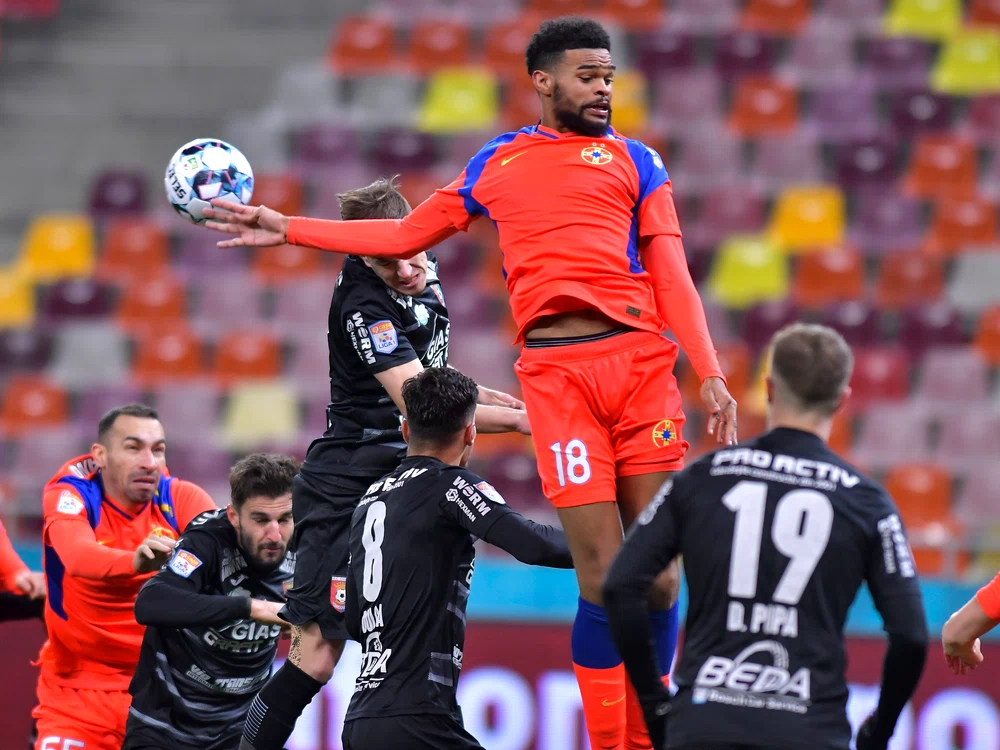 Sylas Laouari Edjouma Malcom a debutat la FCSB (Foto: sportpictures.eu)