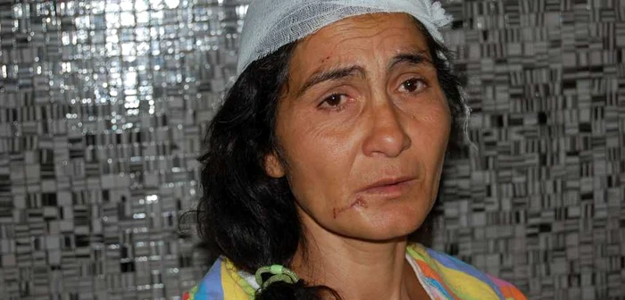 Iulica Avădanei, mamă a cinci copii a fost bătută de soţul său, după ce acesta din urmă ajunsese beat acasă.
