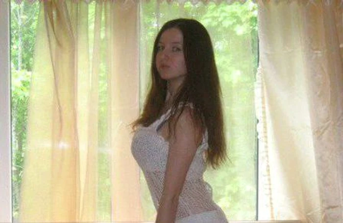 
    Tânăra a ajuns de râsul prietenilor după ce a postat această fotografieFOTO Facebook  