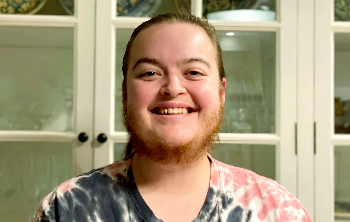Morgan Coleman are barba precum a unui bărbat