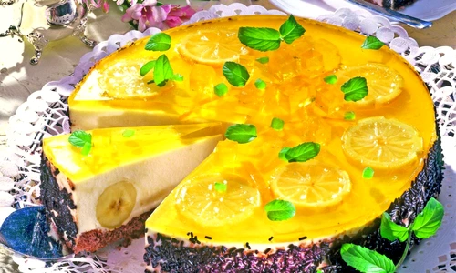 sarlota cu banane jpeg