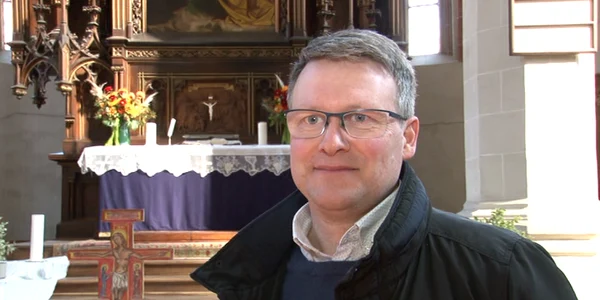 Thomas Ziegler spune că Biserica Neagră se roagă pentru pace în fiecare miercuri FOTO Ioan Buciumar 