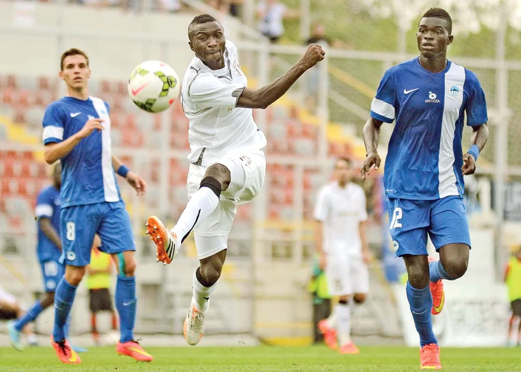 
    Fatai a jucat cinci ani  în Liga 1, evoluând  în ţară doar la Astra  