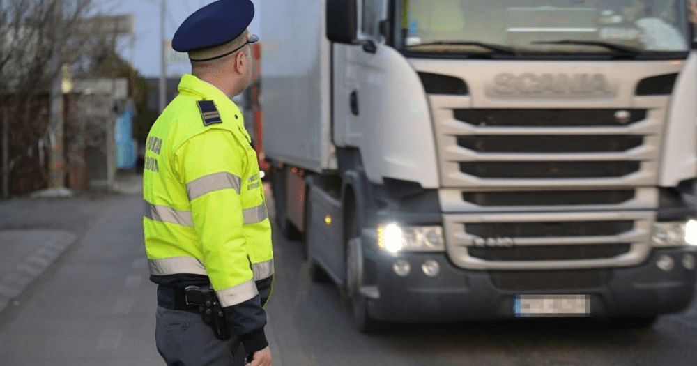 O femeie medic veterinar, agresată de mai mulți șoferi de TIR supărați că le sunt verificate documentele