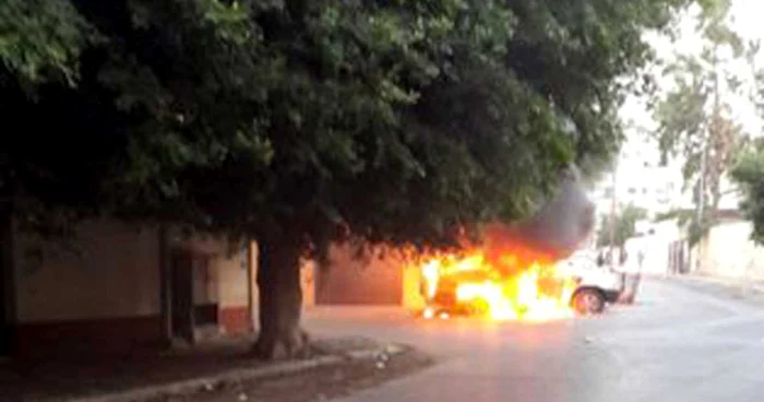 ambasada rusia libia masina foc incendiu FOTO reuters