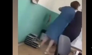 incident scoala Tomnativ, captura video jpg