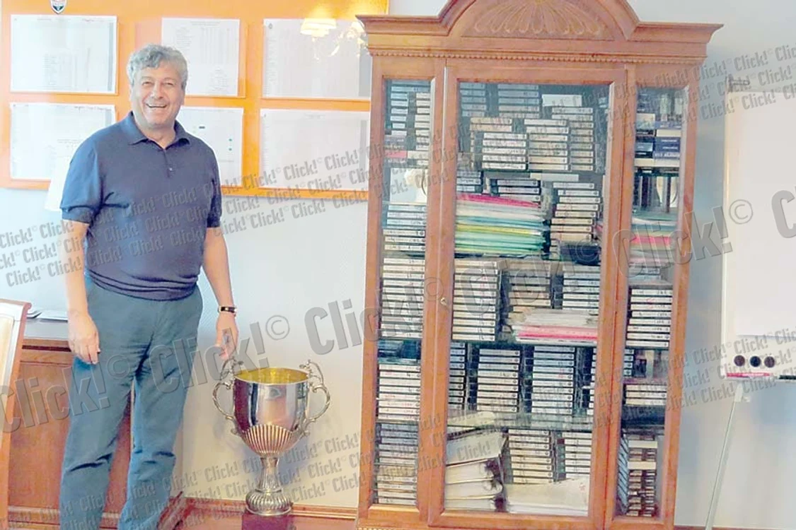 Locul unde Lucescu  se simte cel mai bine:  pe fotoliul din  biroul de lucru (FOTOGRAFII: ALEXANDRA DRAGU, Doneţk)