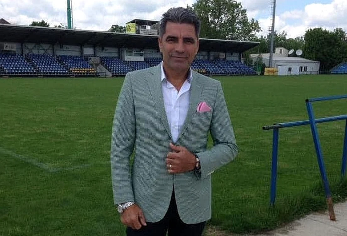 
    Marcel Toader și-a petrecut cei mai frumoși ani din viață pe terenul de rugbyFoto: Arhivă personală  