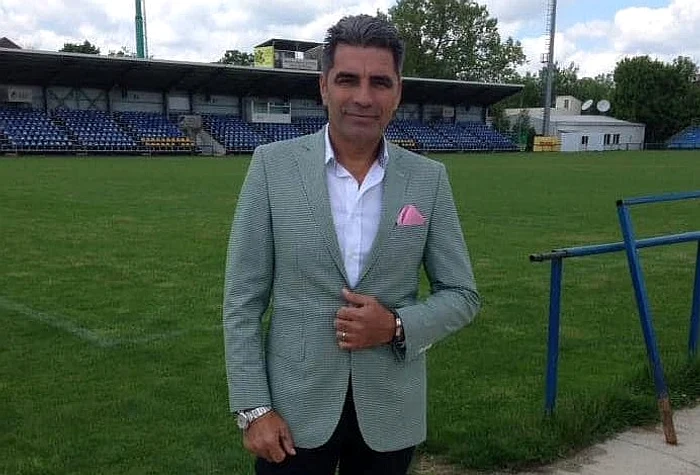 
    Marcel Toader și-a petrecut cei mai frumoși ani din viață pe terenul de rugbyFoto: Arhivă personală  