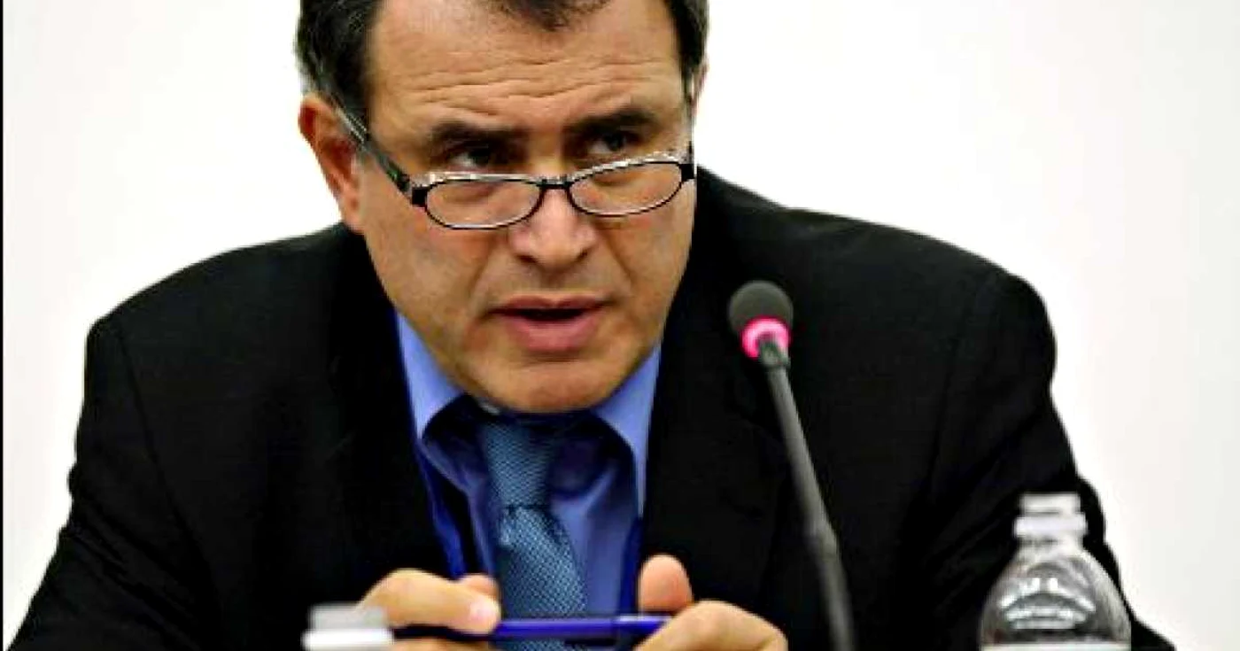 Nouriel Roubini susține devalorizarea euro pentru salvarea economiilor de la periferia blocului economic