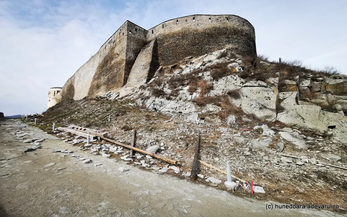 Cetatea Devei Foto Daniel Guță (15) jpg