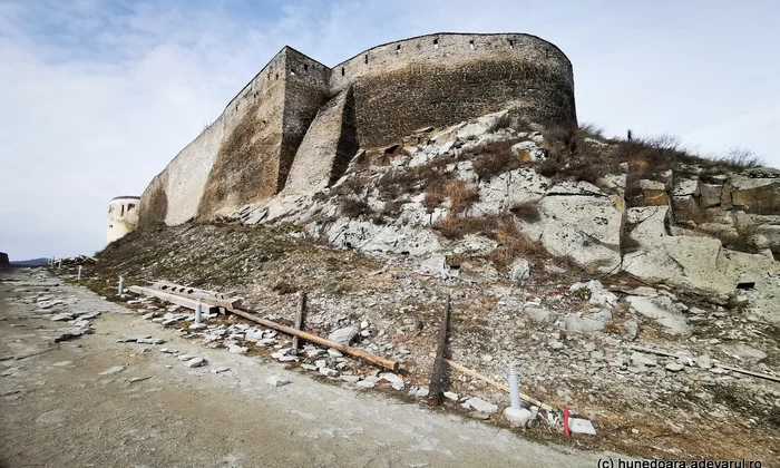 Cetatea Devei  Foto Daniel Guță (15) jpg
