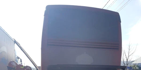 incendiu autobuz arges Foto ISU Arges
